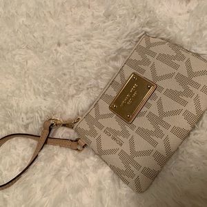 Michael Kors Wristlet